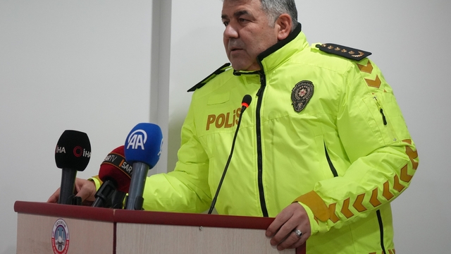 Polis, Erzurum'da kural ihlali yapan meslektaşını affetmedi