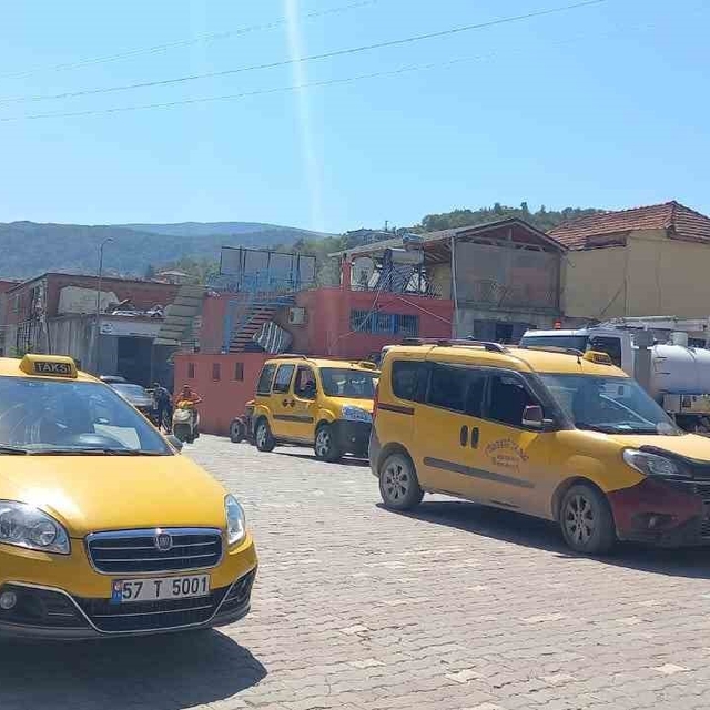 Türkeli'de taksi ücretlerine zam