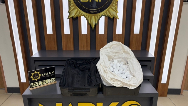 Uşak'ta uyuşturucu operasyonu: 3 tutuklama