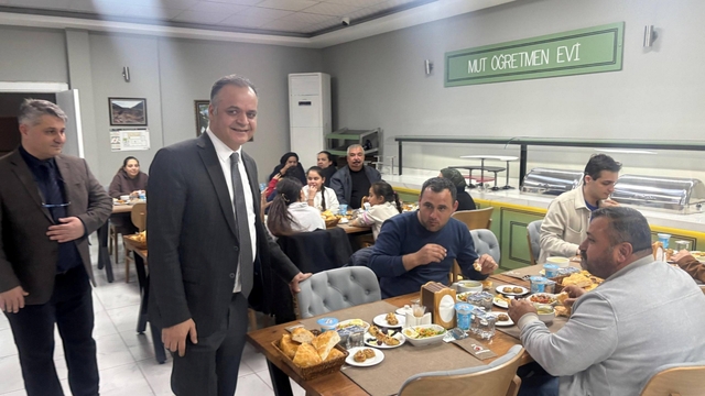 Kaymakam Çelikkol Roman vatandaşlarla iftar sofrasında buluştu