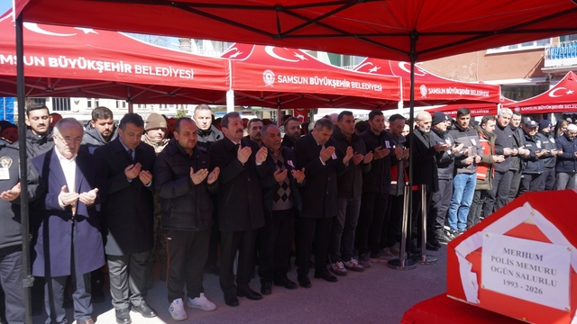 Mardin'de kalp krizi sonucu hayatını kaybeden polis memuru Samsun'da toprağa verildi