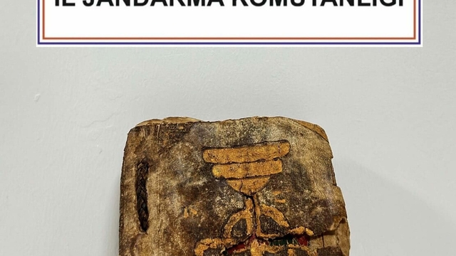 Tarihi eser niteliği taşıdığı değerlendirilen Tevrat ele geçirildi