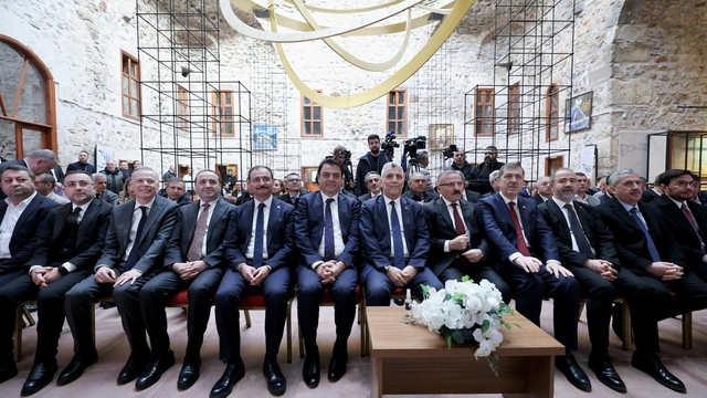 Ticaret Bakanı Bolat: "Barış yanlısı, dünyada oyun kuruculuğu ve barış tesis etmekle uğraşan Türkiye bir yıldız gibi parlıyor"