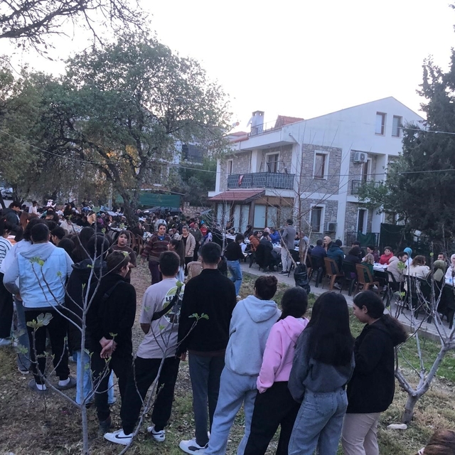 Datça İmam Hatip Lisesi'nden iftar yemeği