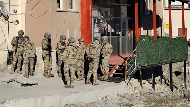 Uyuşturucu operasyonunda biri başkomiser 4 kişi tutuklandı