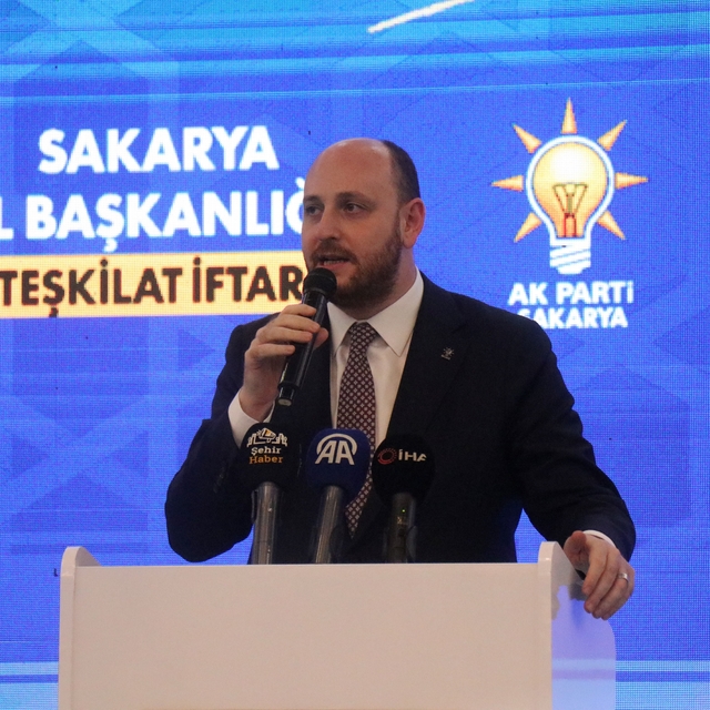 AK Parti Teşkilatı Sakarya'da iftar sofrasında bir araya geldi
AK Parti Gen...