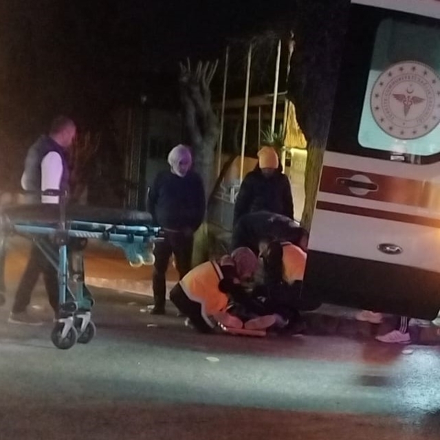 Motosikletler kafa kafaya çarpıştı: 1 yaralı