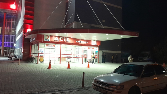 Karapınar'da karşıdan karşıya gecen yayaya çekici çarptı