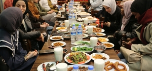Diyarbakır Bismil Türkmenler Derneği iftar programı düzenledi