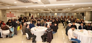 Ahlat’taki Ahıska Türkleri iftar sofrasında bir araya geldi