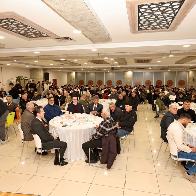 Ahlat'taki Ahıska Türkleri iftar sofrasında bir araya geldi