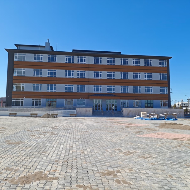 Depremlerden etkilenen TOBB Mesleki ve Teknik Anadolu Lisesi gelecek yıl eğ...