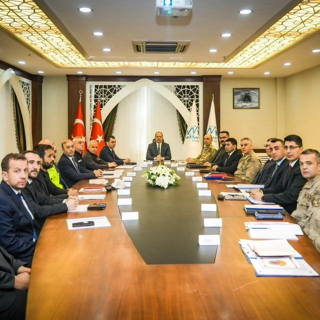 Hakkari'de 805 aranan kişi yakalandı