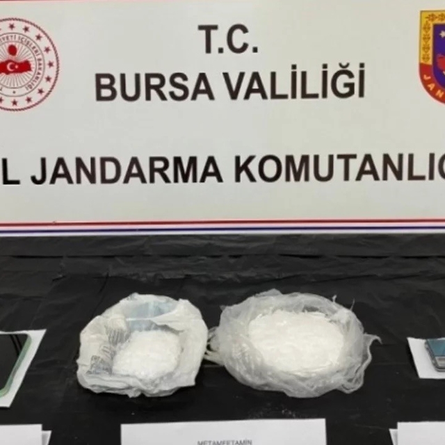 Bursa'da Jandarma'dan uyuşturucu tacirlerine darbe
