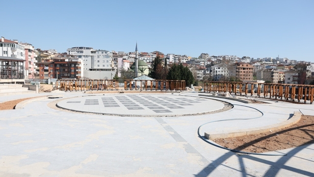 25 bin metrekarelik Çayırova Kent Meydanı projesinde sona yaklaşılıyor