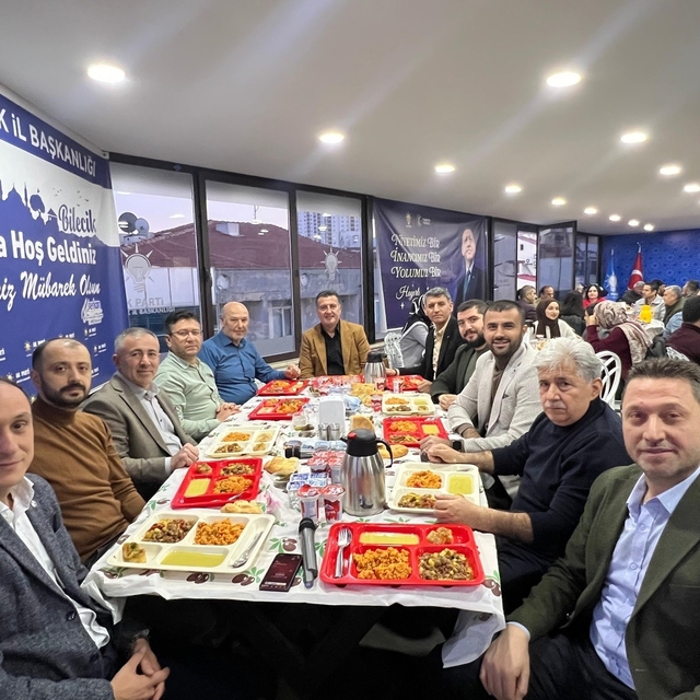 AK Parti Bilecik İl Başkanlığı'nda iftar programı düzenlendi
