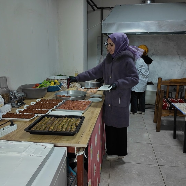 3 çocuk annesinin çocukluk tutkusu işi oldu