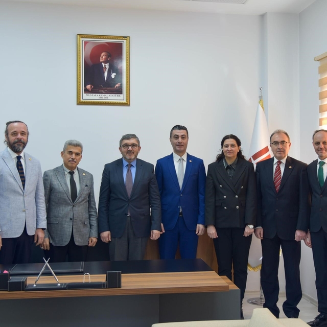 BŞEÜ Diş Hekimliği Fakültesinde devir teslim töreni