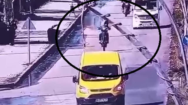 Akan trafiğe aldırış etmeden ön kaldıran sürücüye 46 bin TL ceza