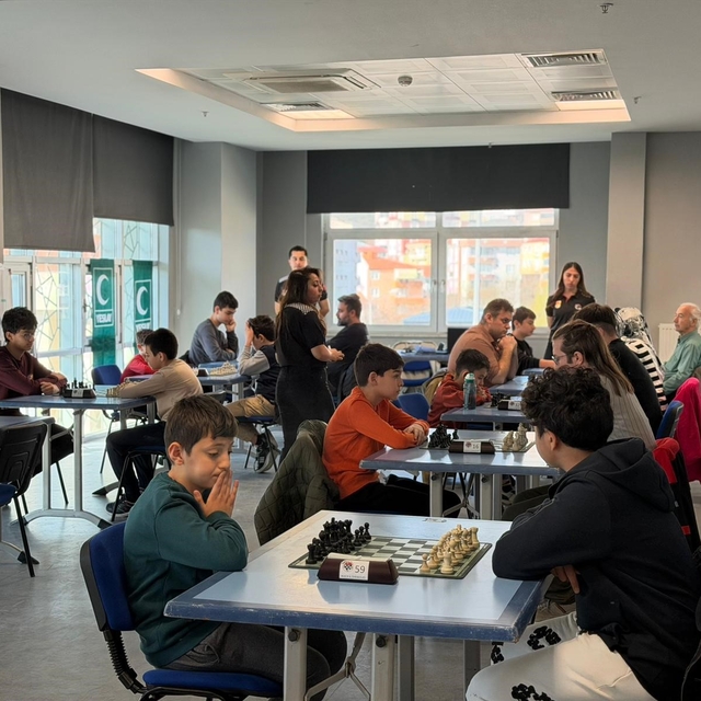 Bilecik'te satranç turnuvası düzenlendi