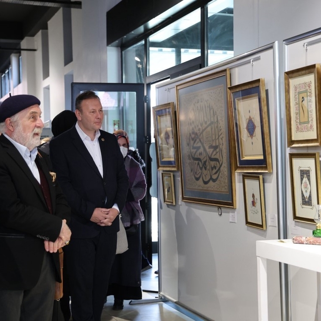 Kartepe'de ebru sanatı konuşuldu