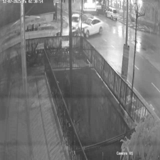 Bu kavşağa giren sürücüler kaza sonucu ya sanayiye ya da hastaneye gidiyor...