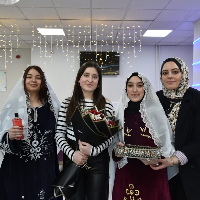 Vali Baruş, öğrencilerle iftar sofrasında buluştu