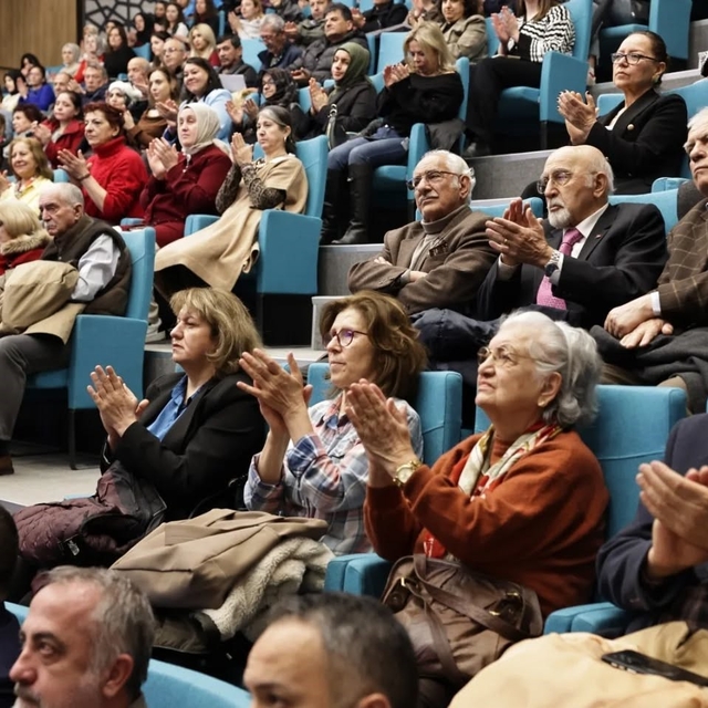 Kütahya'da "Kadın Dostu Kent" söyleşisine ilgi
