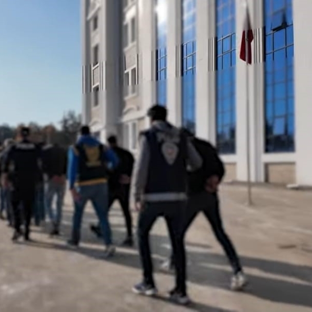 Çeşitli suçlardan yakalanan 18 şüpheli tutuklandı