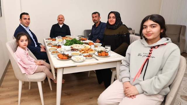 Gölbaşı'nda gönül sofrasında iftar