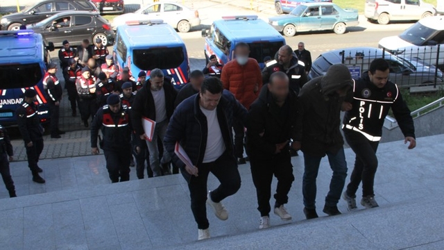 Samsun'da uyuşturucu operasyonu: 15 şüpheli adliyede