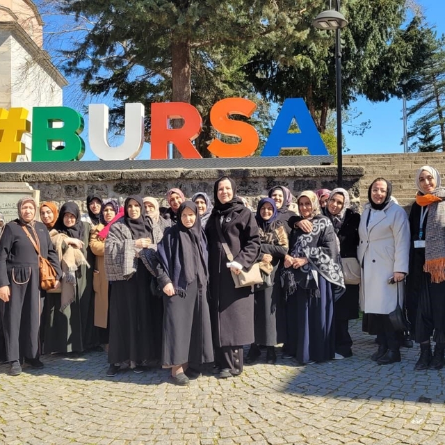 Kestel Belediyesi'nden kadınlara kültür dolu yolculuk