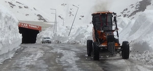 Türkiye'de kar rekoru Van'da kırıldı: Karabet Geçidi'nde kar kalınlığı 3 me...