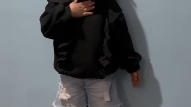 3 yaşındaki Avzem Türkeli'den duygulandıran İstiklal Marşı performansı