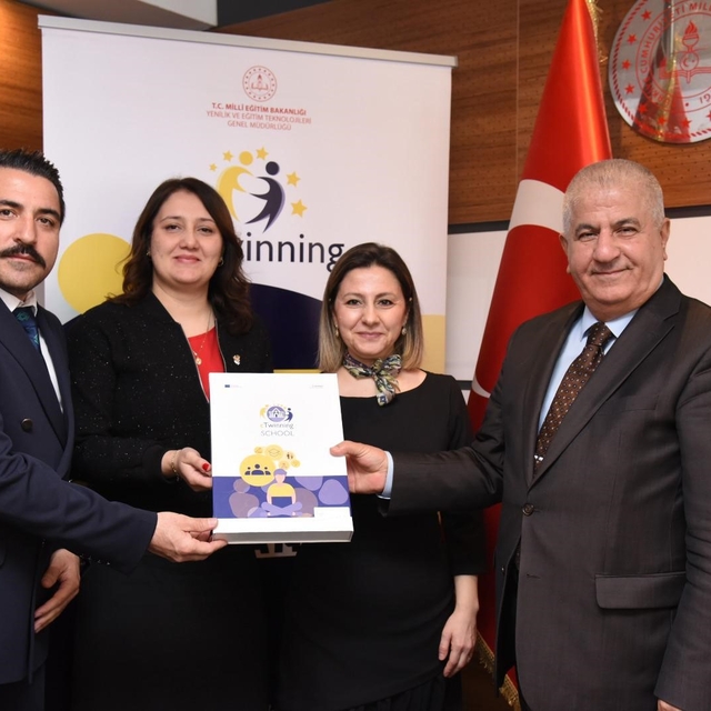 Balıkesir'de 10 okula uluslararası prestij belgesi