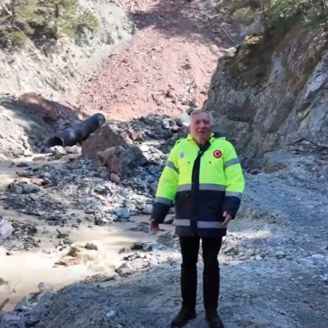 Honaz'da sel baskını sulama tesislerine zarar verdi