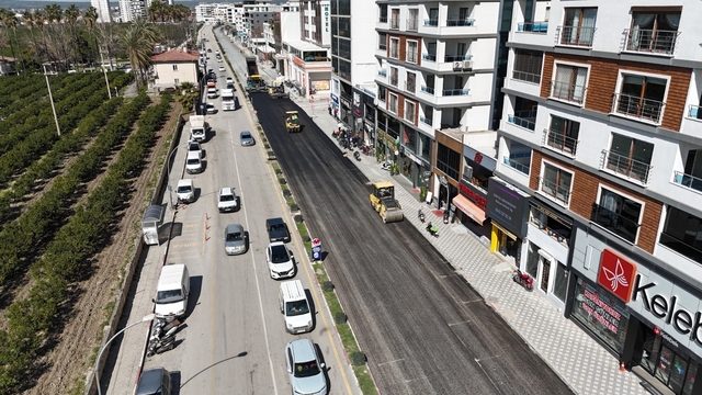 Dörtyol'da beton asfalt çalışmaları hız kazandı
