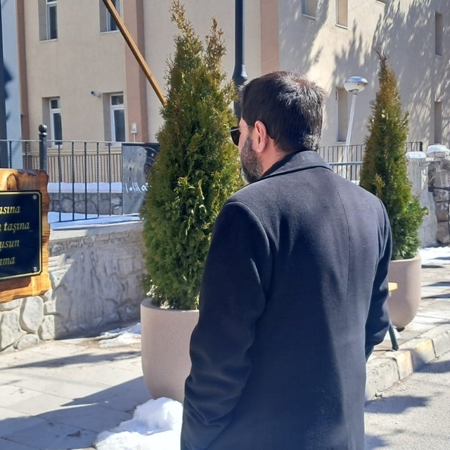 Erzincan'ın Şemsiyeli Sokağı manilerle renklendi