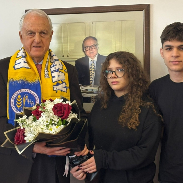 Muharrem Hasbi Anadolu Lisesinden Yırcalı'ya teşekkür