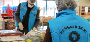 Bayram öncesi gıda satışı yapan iş yerleri denetlendi