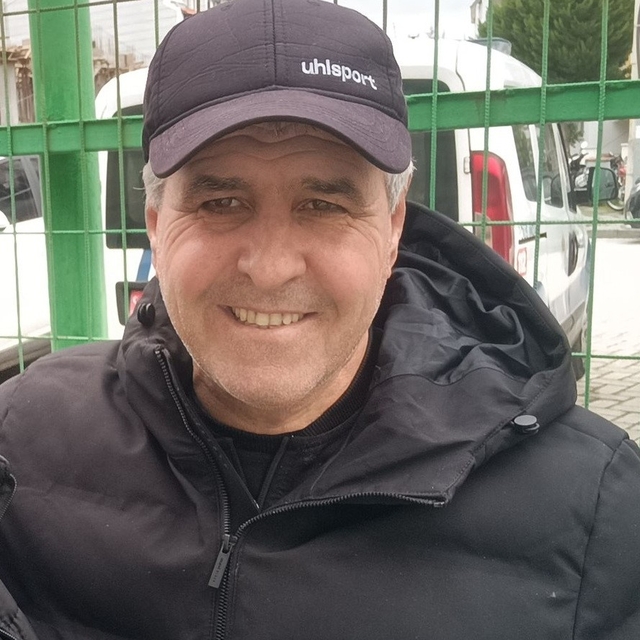 Salihli Belediyespor'da şok ayrılık: Teknik Direktör Zeki Erguvan ile yolla...