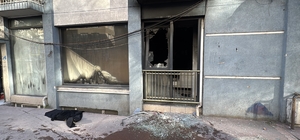 Komşusu ile tartışıp, kendi evini yaktı