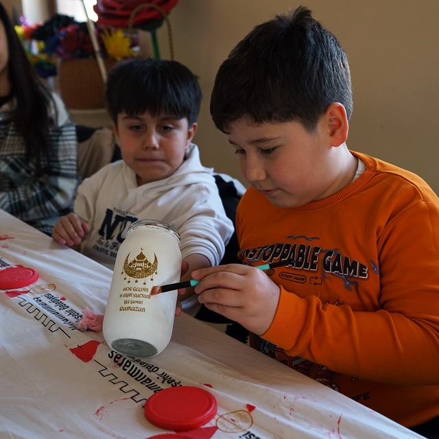 Kahramanmaraş'ta çocuklaR Ramazan kandili tasarladı