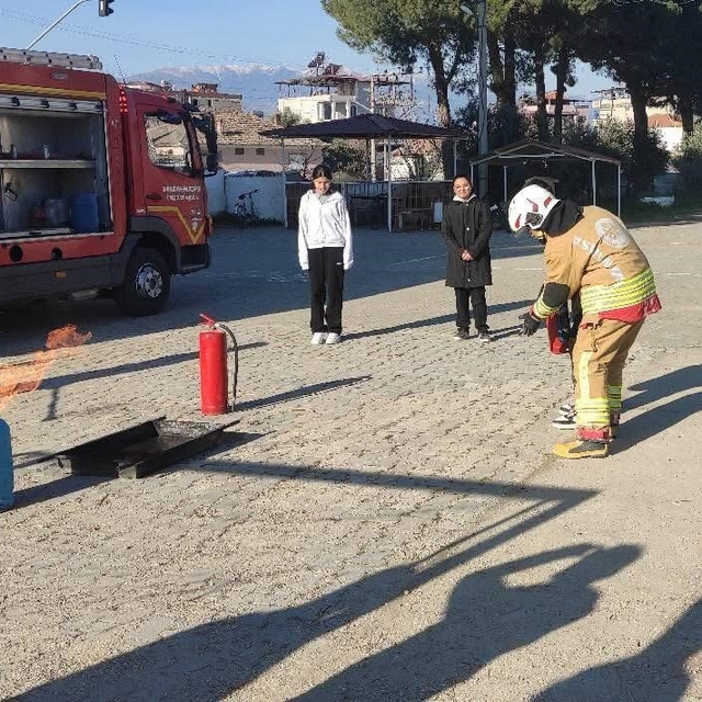 Sarıgöl'de öğrenciler yangına karşı bilinçlendirildi