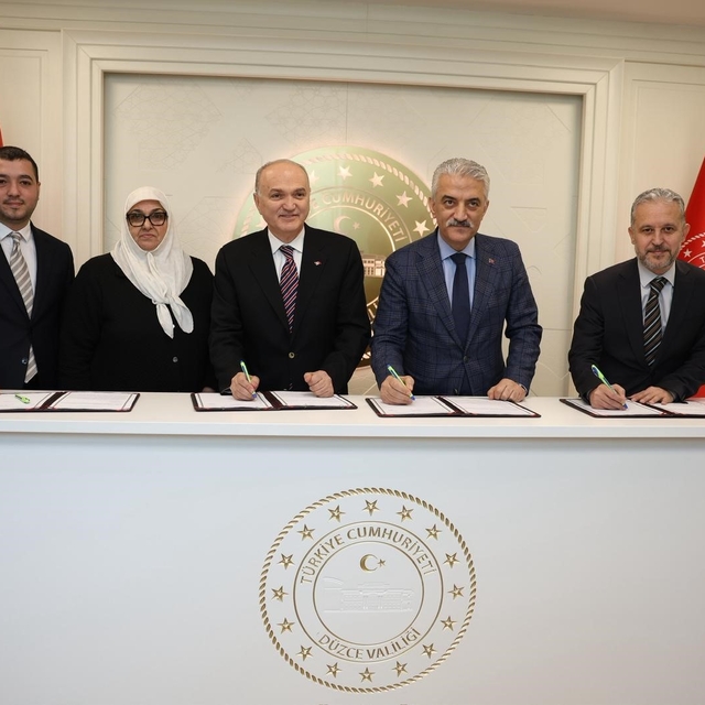 Düzceli hayırseverden kente iki yeni sağlık tesisi