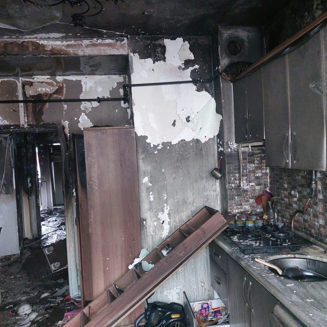 Samsun'da apartman dairesi küle döndü