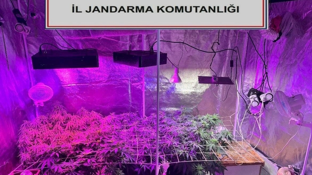 Çanakkale'de uyuşturucu operasyonu: 2 tutuklu