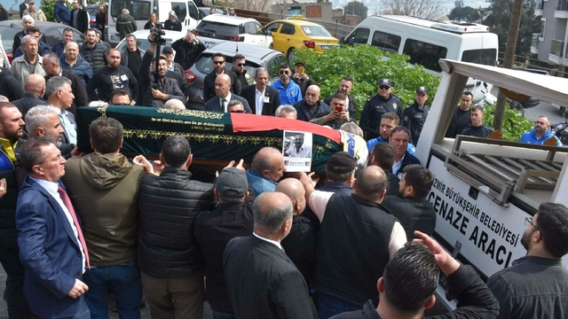 Öldürülen taksicinin meslektaşlarından konvoylu tepki (2)