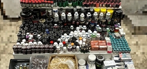 Polis 5 milyon lira değerinde kaçak ilaç ve gıda takviyesi ele geçirdi