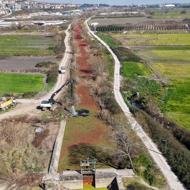 Çark Deresi'nde 5 kilometrelik hat temizleniyor